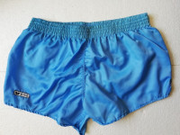 /album/oblecenie/futbalove-trenirky-sada-12-ks-velkost-m-znacka-erima-jpg/